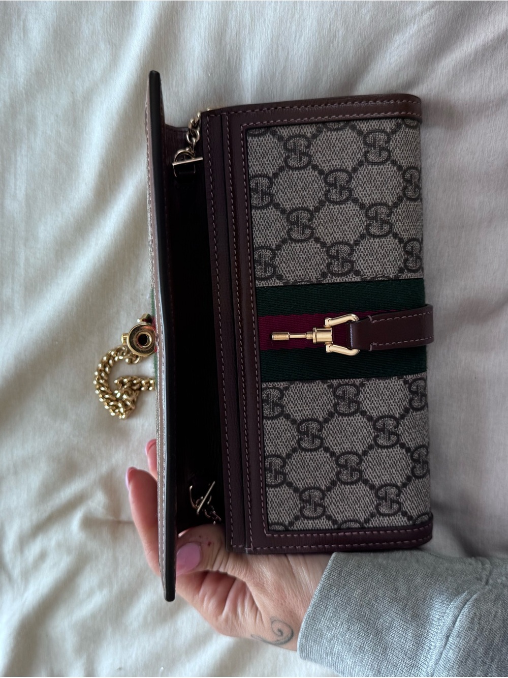 Gucci Brown GG Canvas Shoulder Bag with Green Web and Gold Chain - Picture 5 of 7